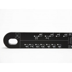 RCF Stack Bar TTL33 Akcesoria do Fly Bar TTL33, umożliwiające połączenie ramy z subwooferem i stackowanie systemu TTL33-A.